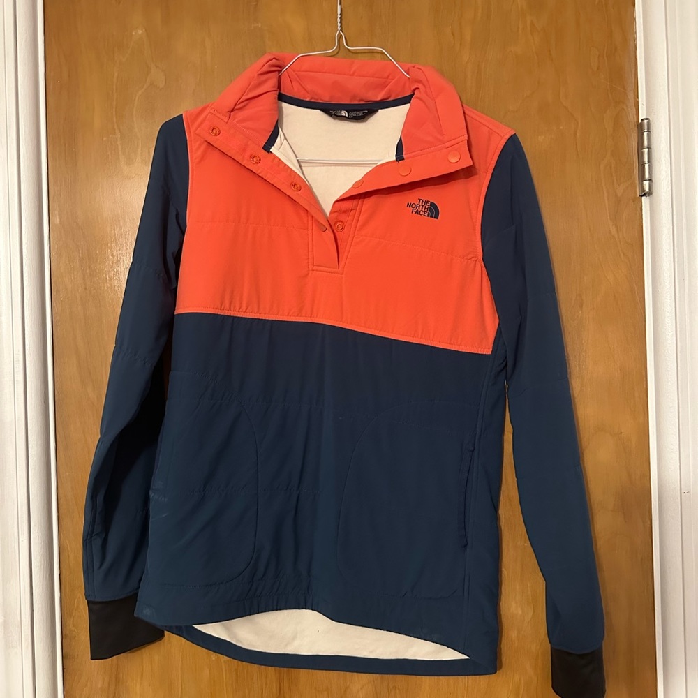 Pullover lightweight jacket